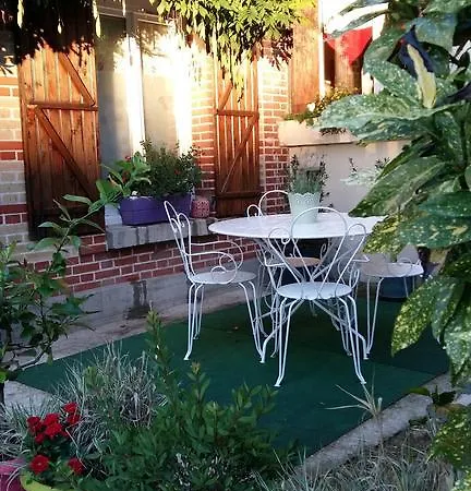 La Glycine Couette-café Moiremont